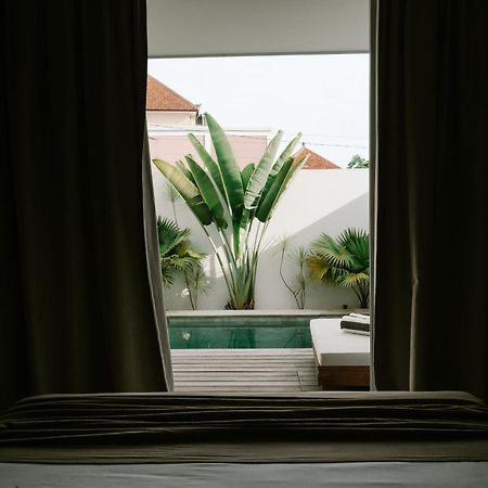 Neptune Studios Adults Only Gym And Recovery Access Kuta  Экстерьер фото